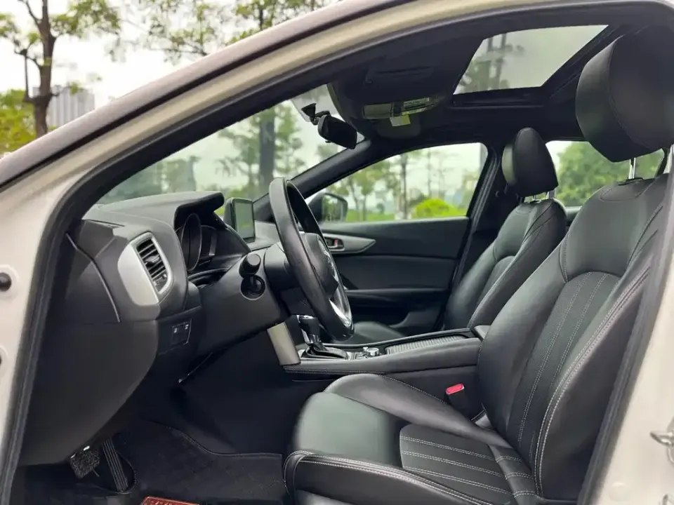 Mazda CX-4
