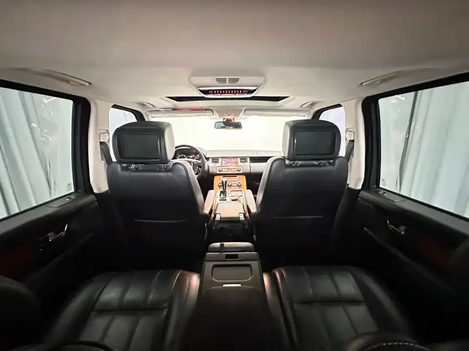 Land Rover Sport