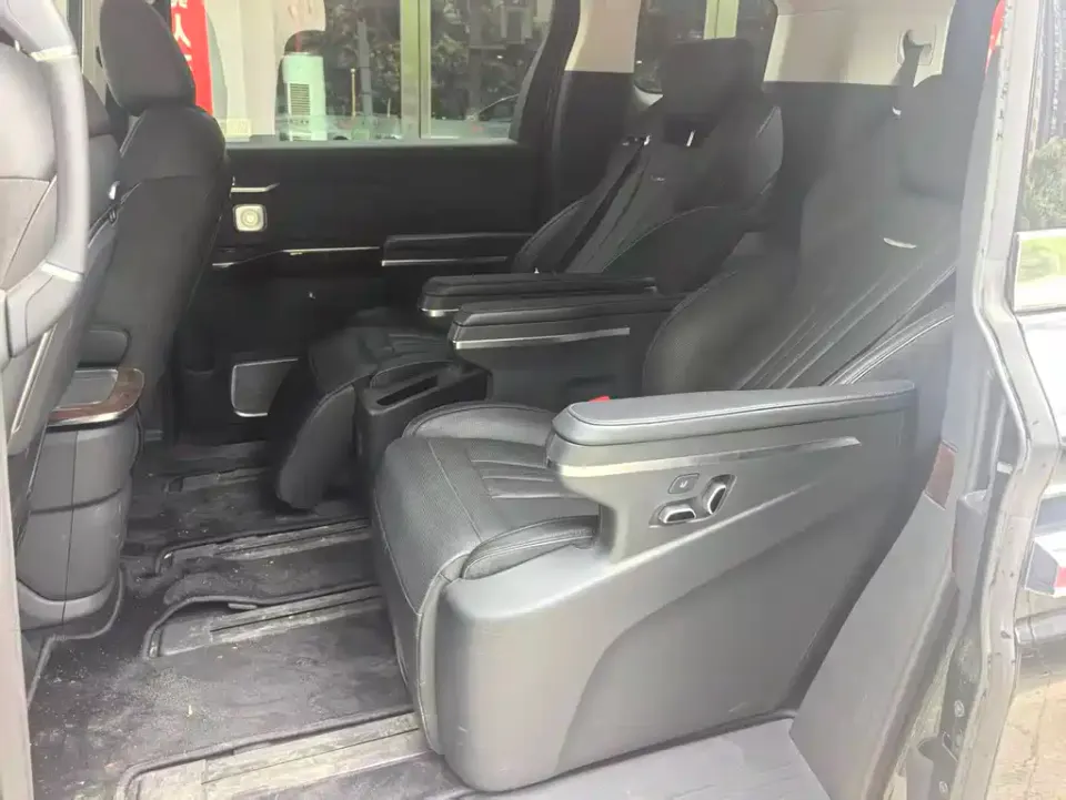 Hongqi Hongqi HQ9