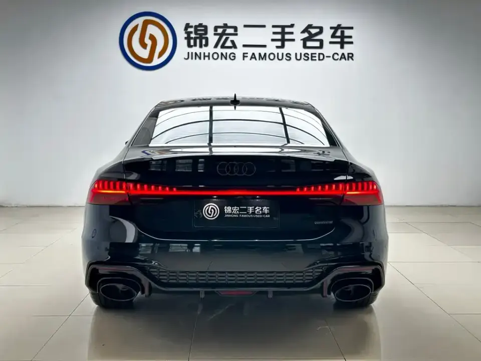 Audi A7L
