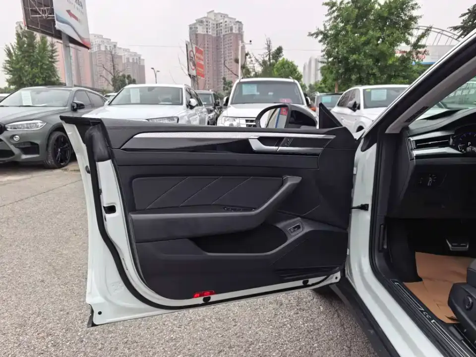 Volkswagen CC