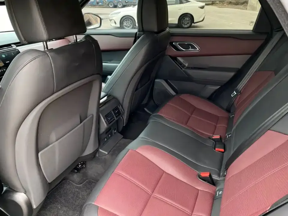 Land Rover Velar