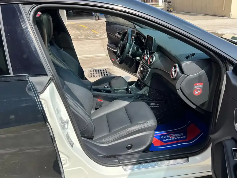 Mercedes-Benz CLA (Import)