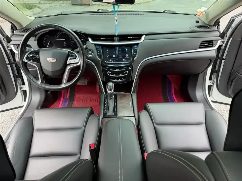 Cadillac XTS