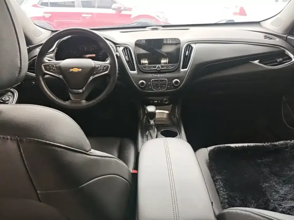 Chevrolet Malibu XL
