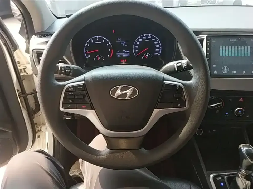 Hyundai Verna