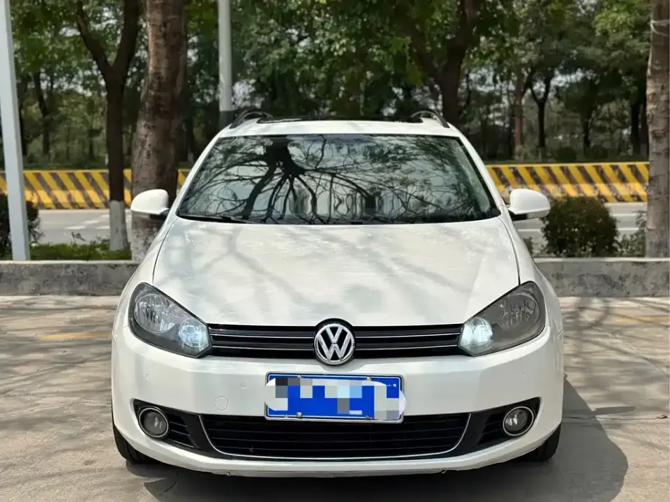Volkswagen Golf (Import)