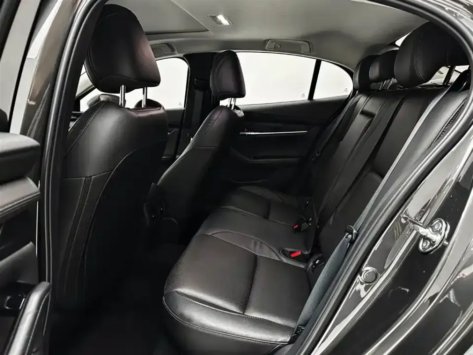 Mazda 3 Axela
