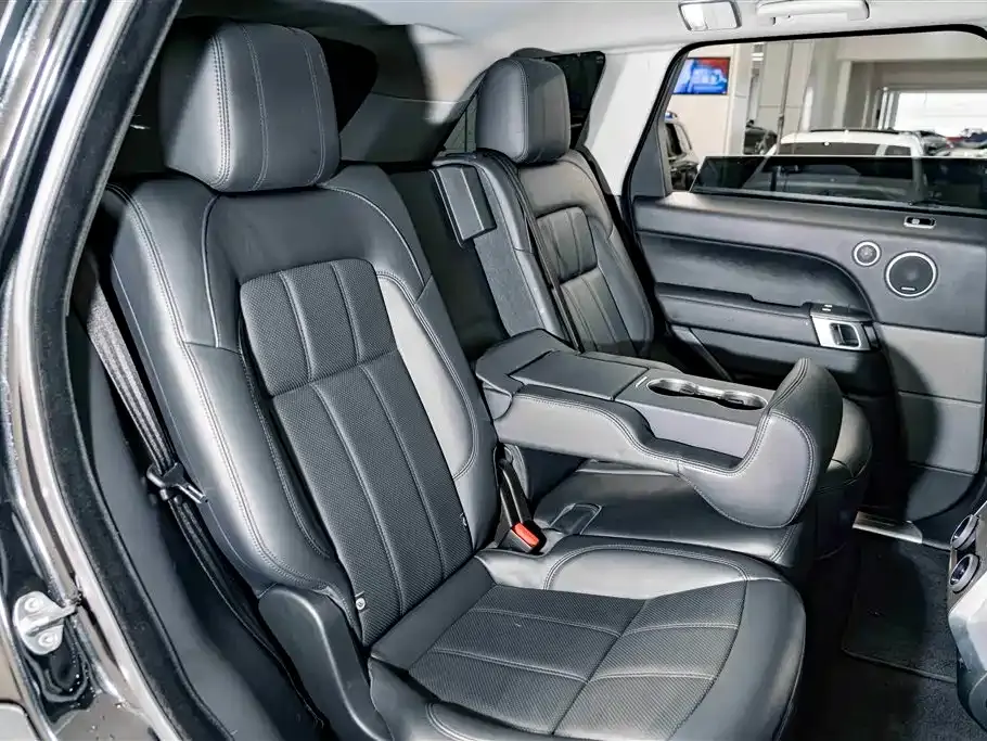 Land Rover Sport