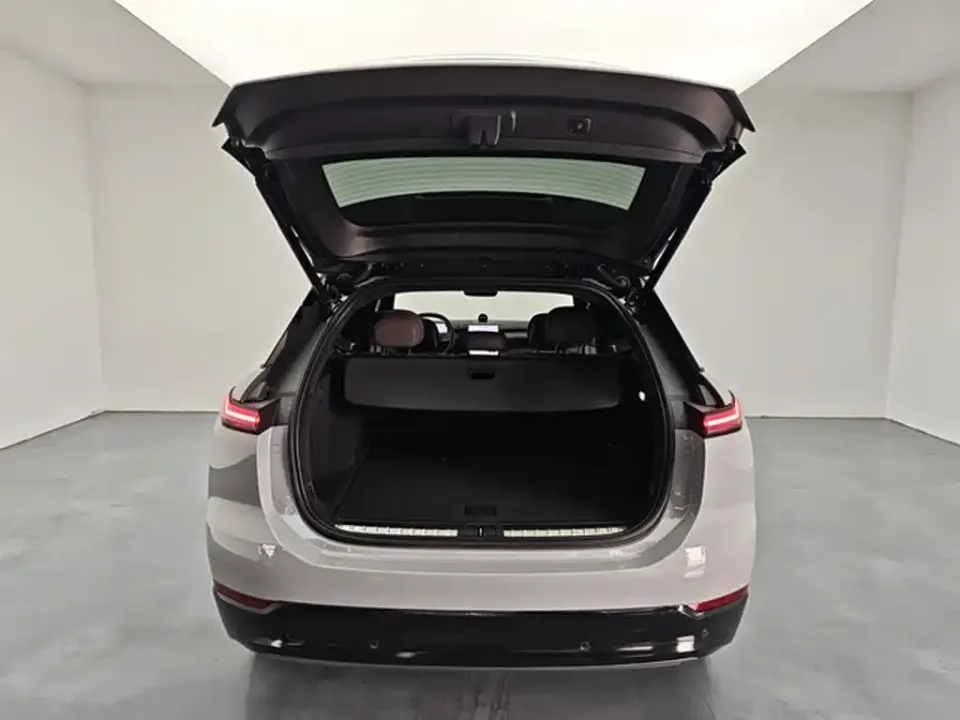 Nio ES7