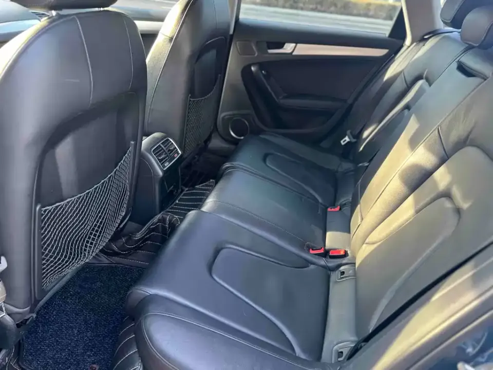 Audi A4 (Import)