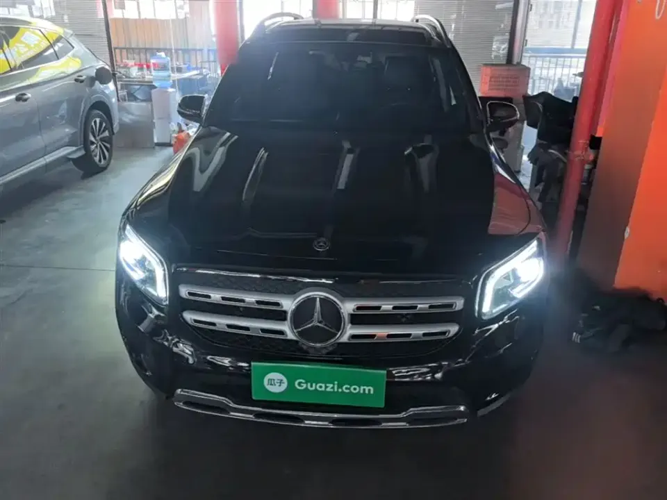 Mercedes-Benz GLB