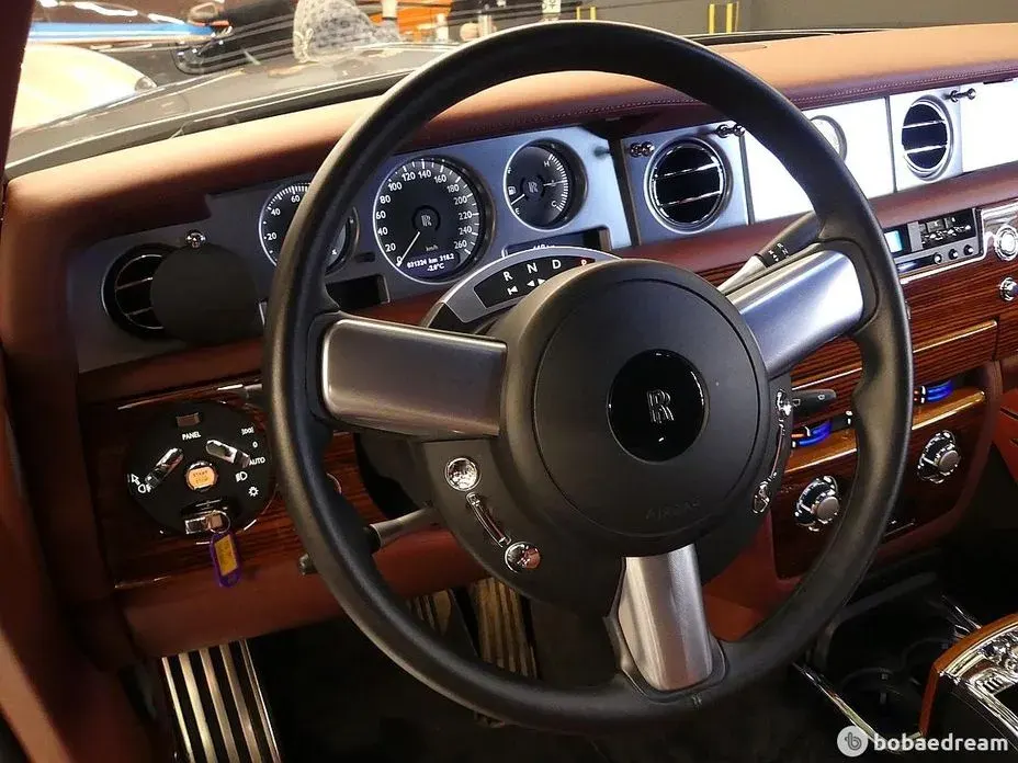 Rolls-Royce Phantom