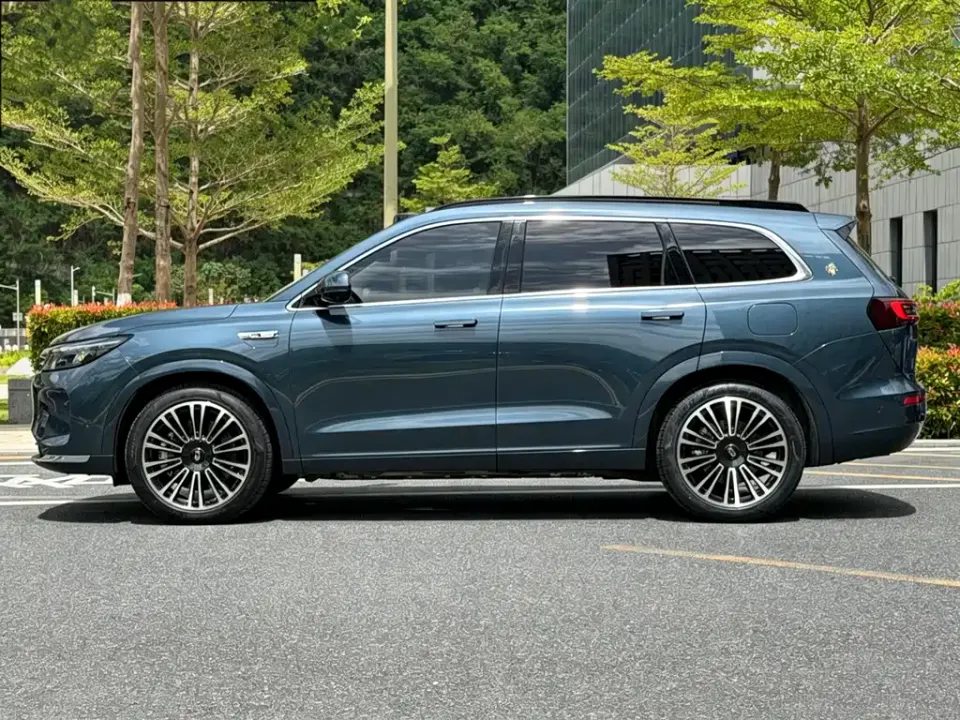 AITO M7