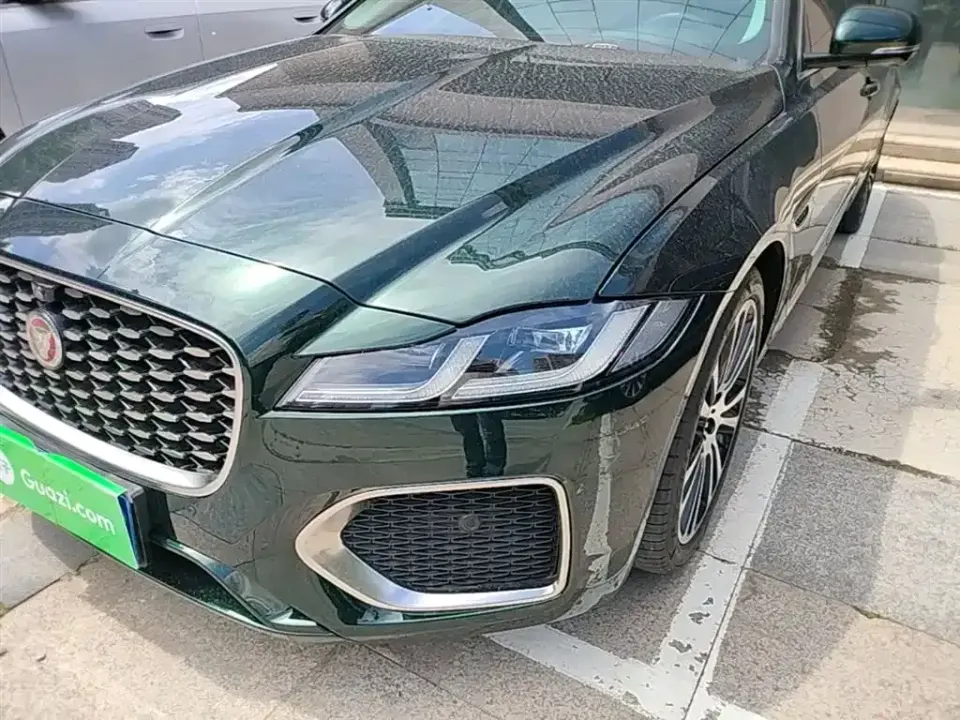 Jaguar XFL