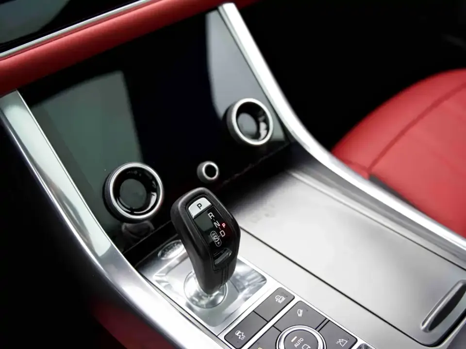 Land Rover Sport
