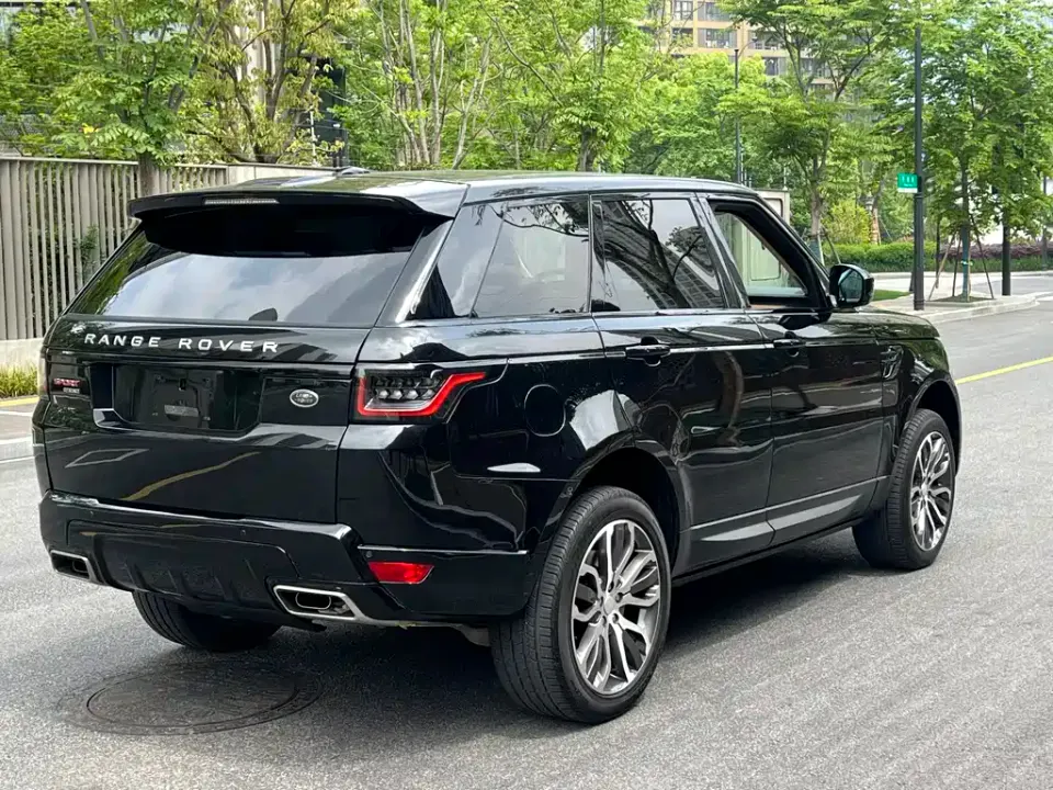 Land Rover Sport