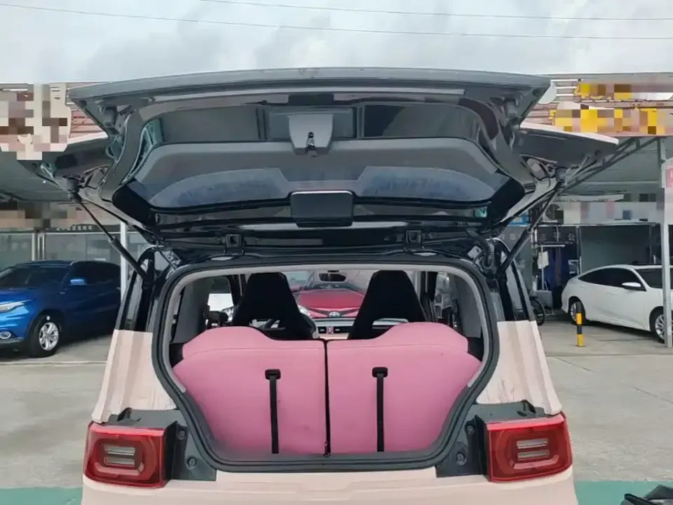 Wuling MINIEV