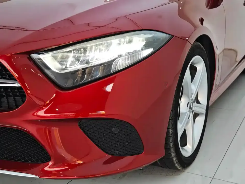 Mercedes-Benz CLS