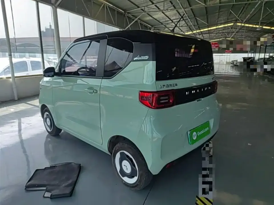 Wuling MINIEV