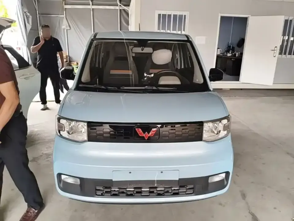 Wuling MINIEV