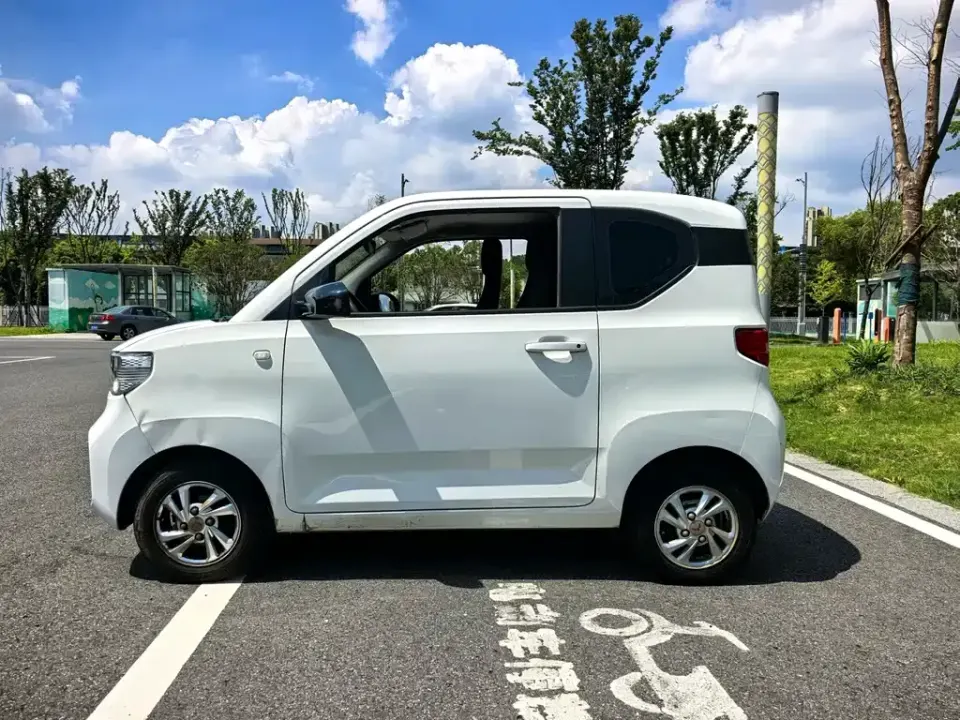 Wuling MINIEV
