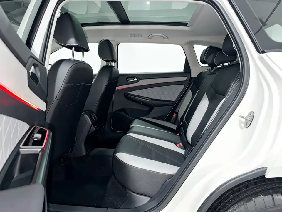 Jetta VS7