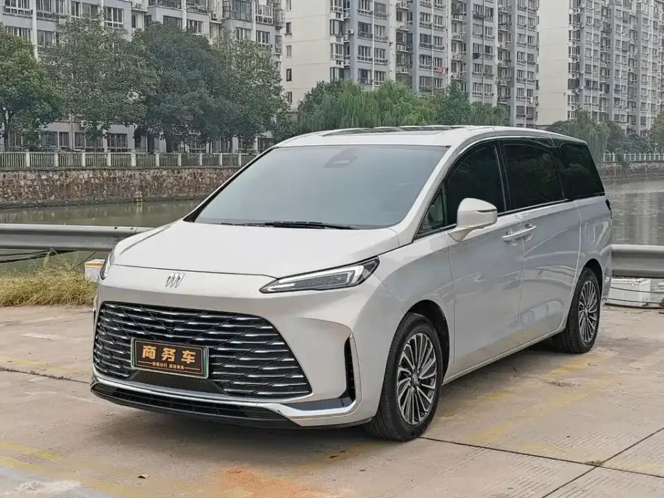 Buick GL8 Hybrid