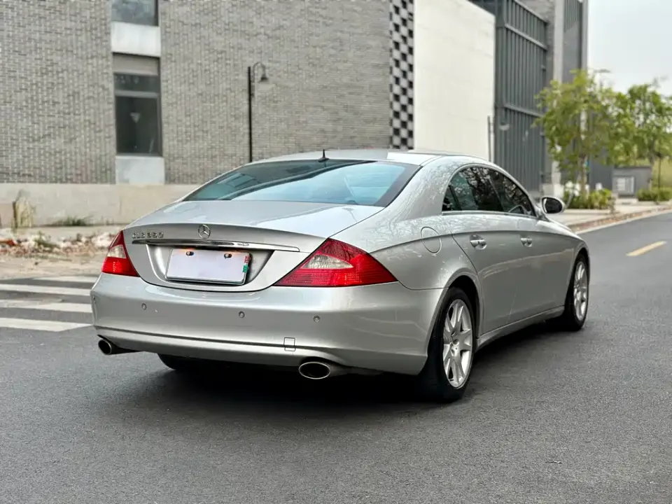 Mercedes-Benz CLS