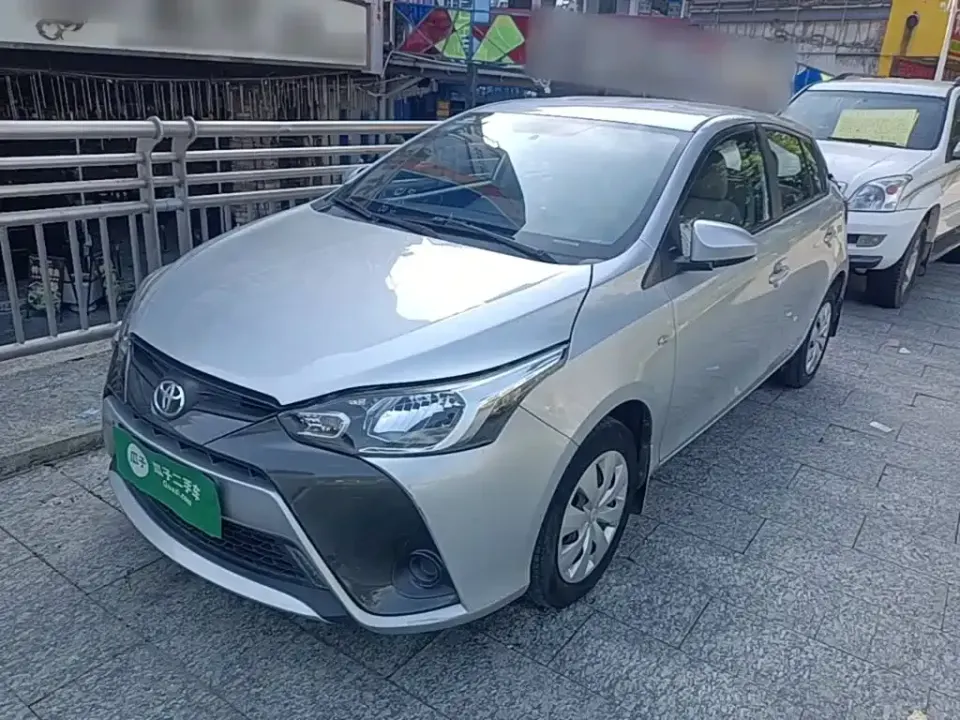 Toyota Yaris L