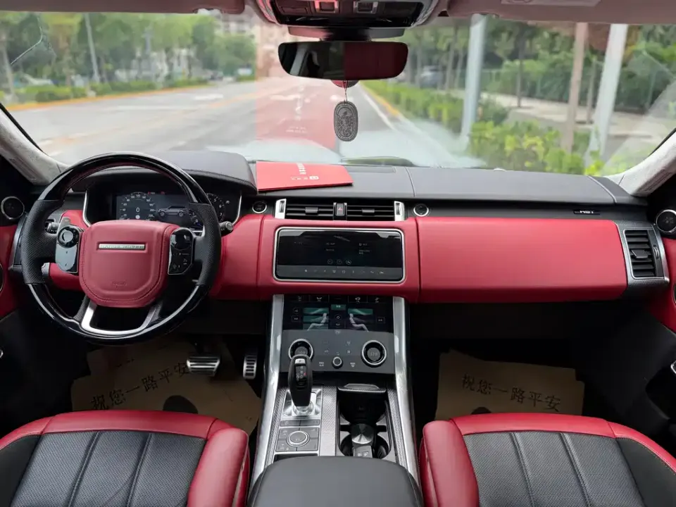 Land Rover Sport