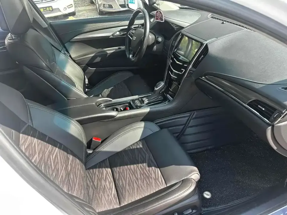 Cadillac ATS-L