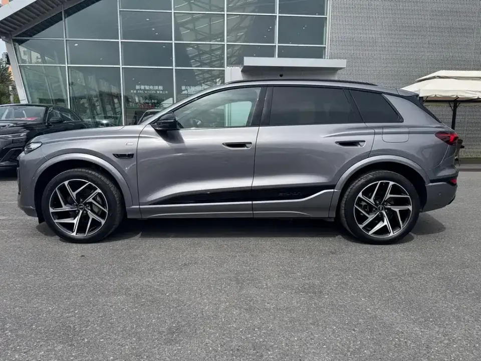 Audi Q6L e-tron