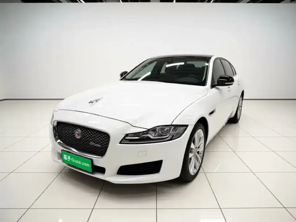 Jaguar XFL