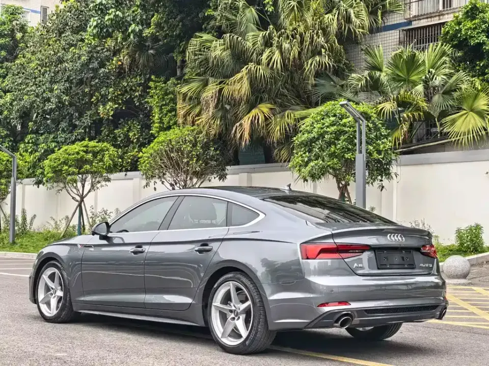 Audi A5 (Import)