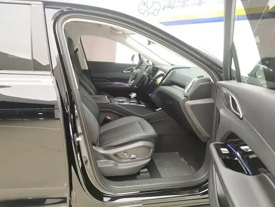 Hongqi Hongqi HS3 PHEV