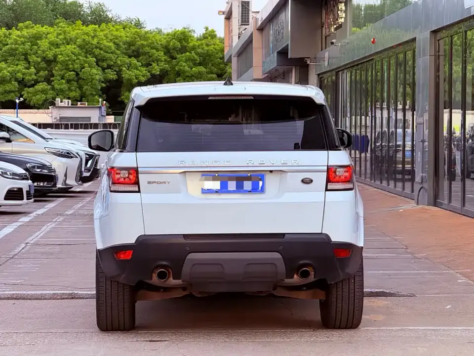 Land Rover Sport
