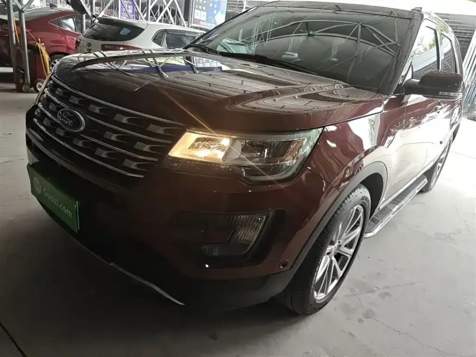 Ford Explorer (Import)