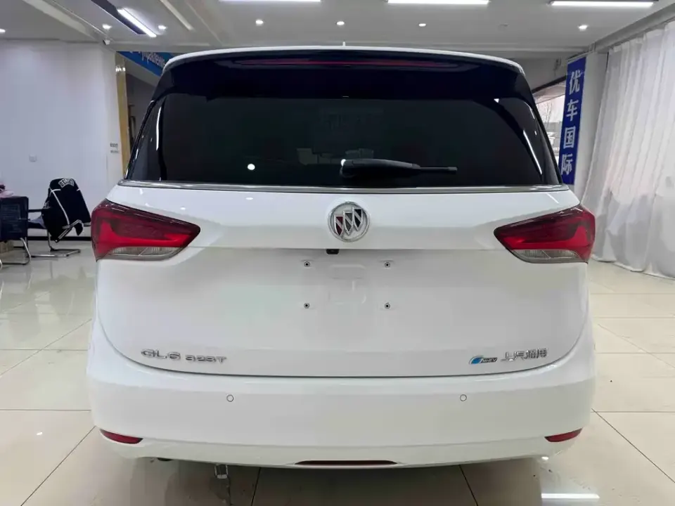 Buick GL6