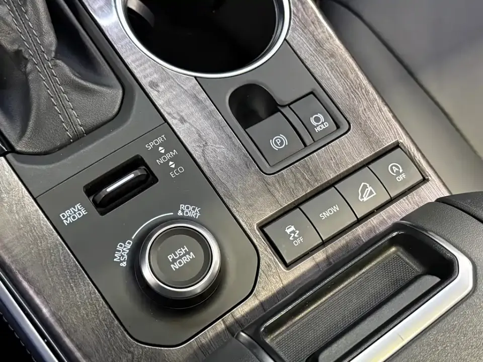 Toyota Crown Kluger