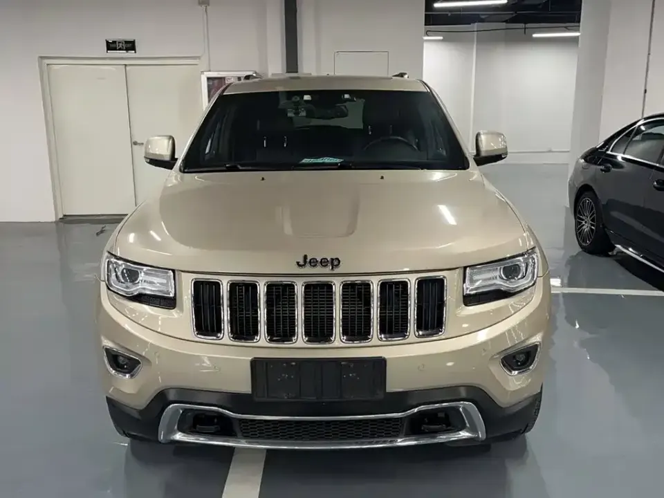 Jeep Grand Cherokee (Import)