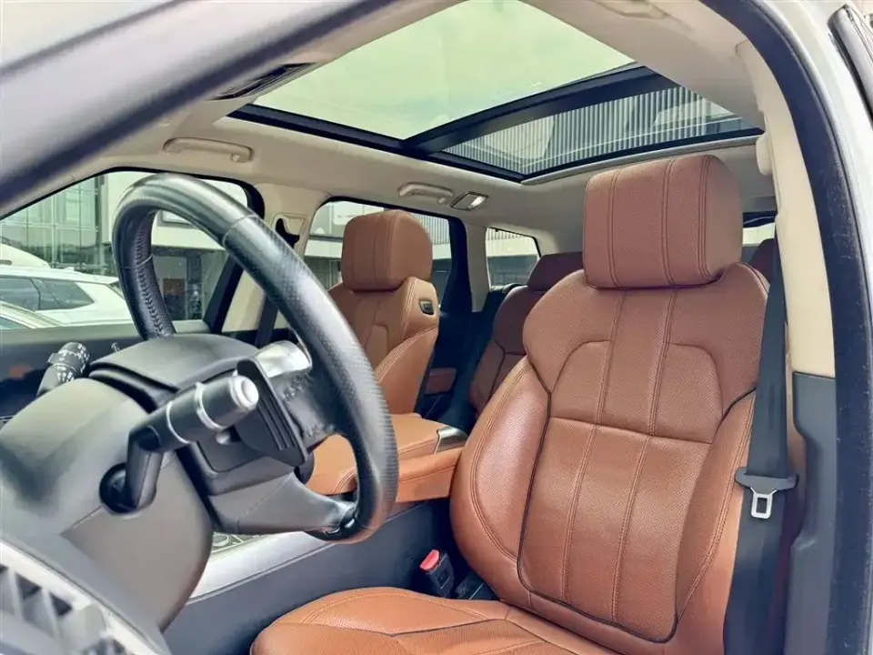 Land Rover Sport