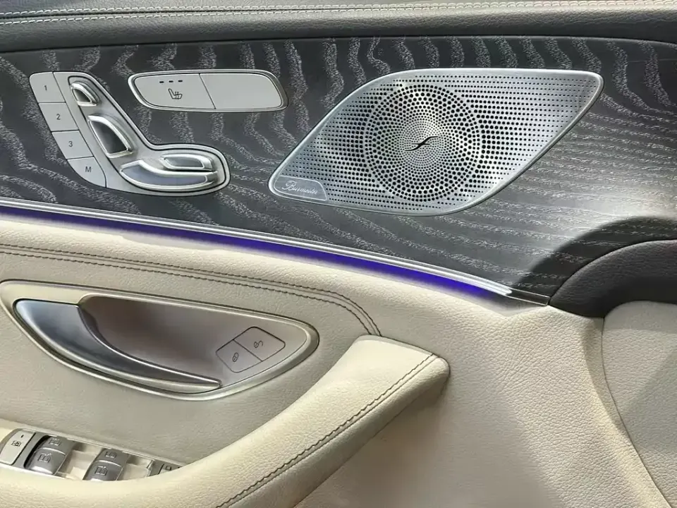 Mercedes-Benz CLS