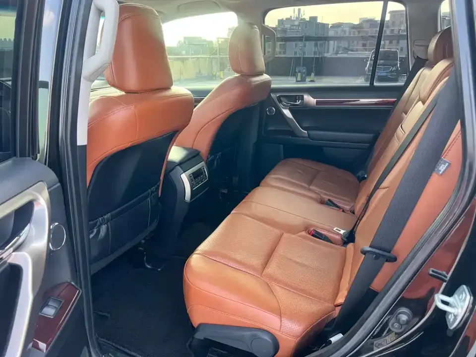 Lexus GX