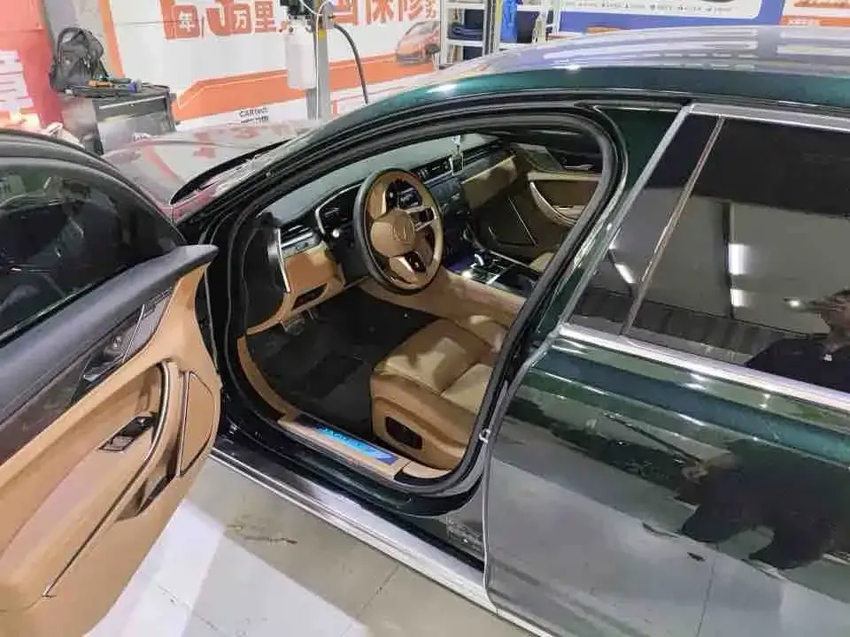 Jaguar XFL
