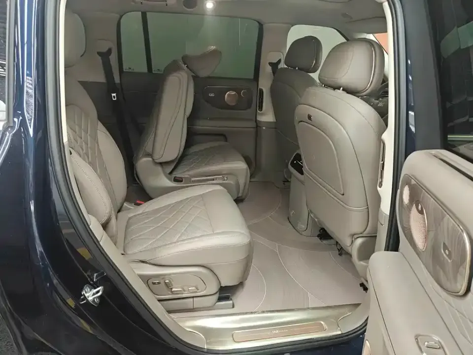 IM Motors IM LS9