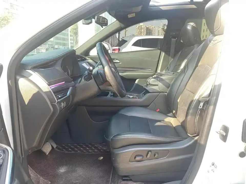 Cadillac XT4