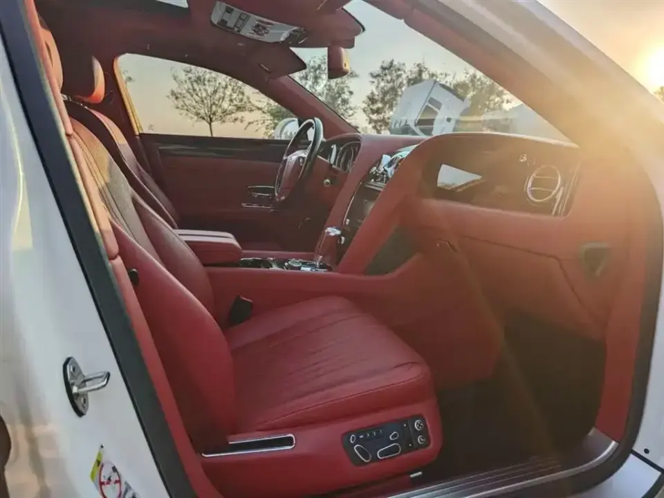 Bentley Flying Spur