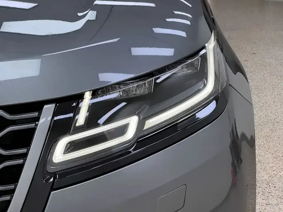 Land Rover Velar