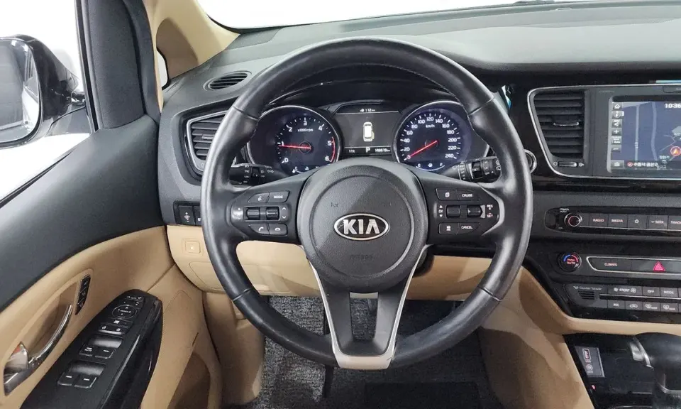 Kia Canival